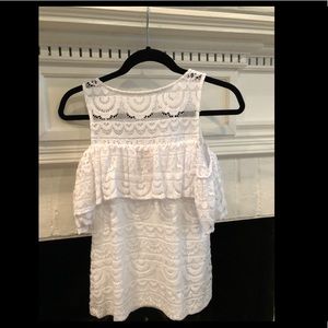 Lilly Pulitzer white top. size xs (Lyra top)